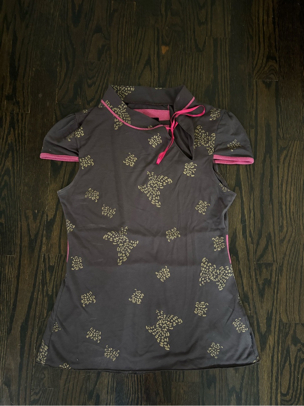 Womens Y2K top with butterfly details and pink ribbon